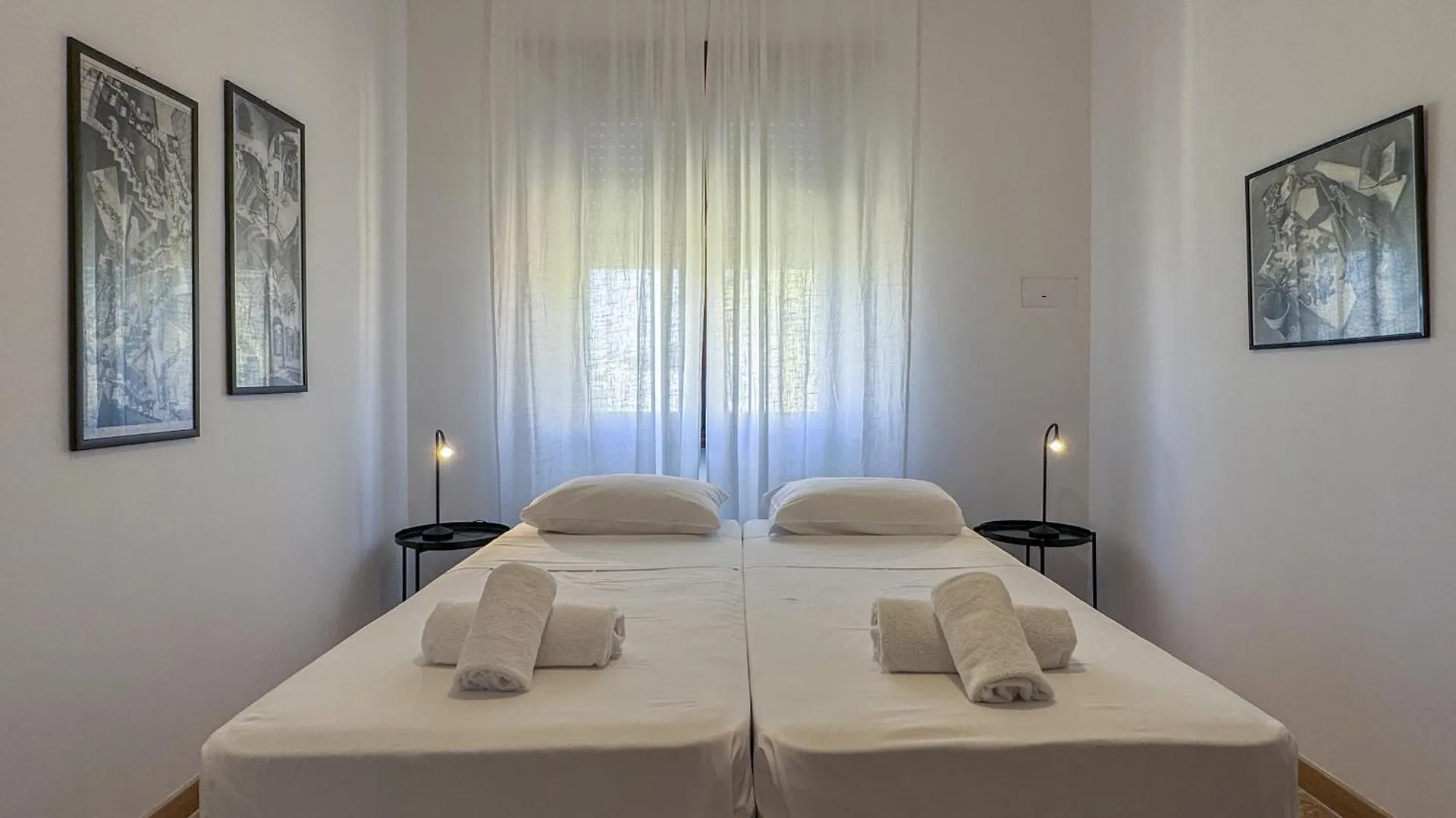 Apartment Escher'S Penthouse On Nomentana Rome