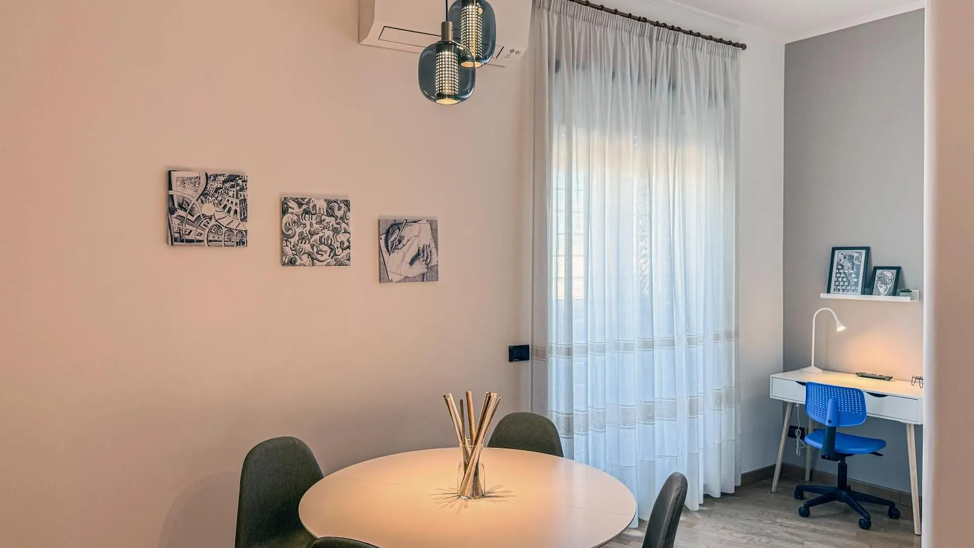 רומא Escher'S Penthouse On Nomentana 0*,