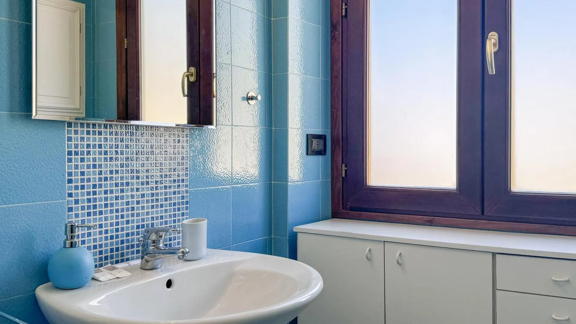 Apartment Escher'S Penthouse On Nomentana Rome