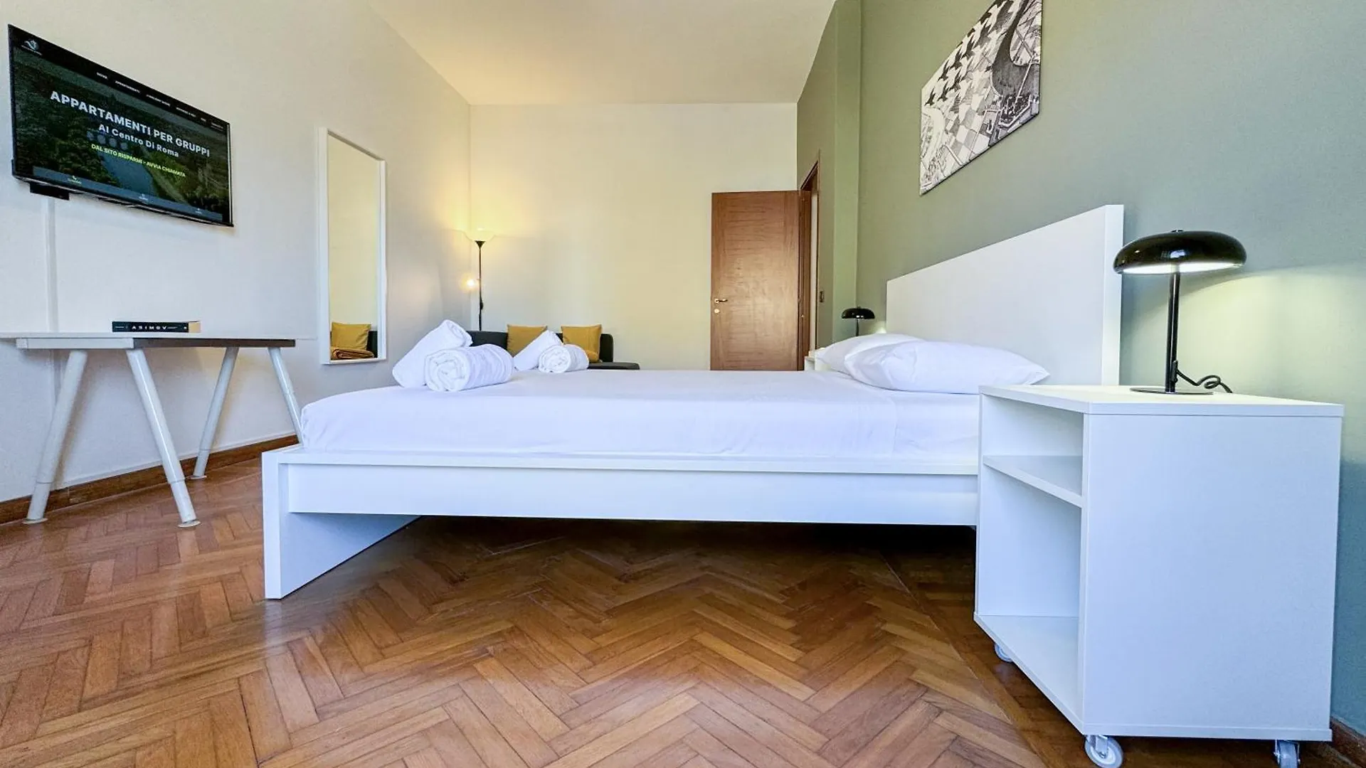 Escher'S Penthouse On Nomentana Rome